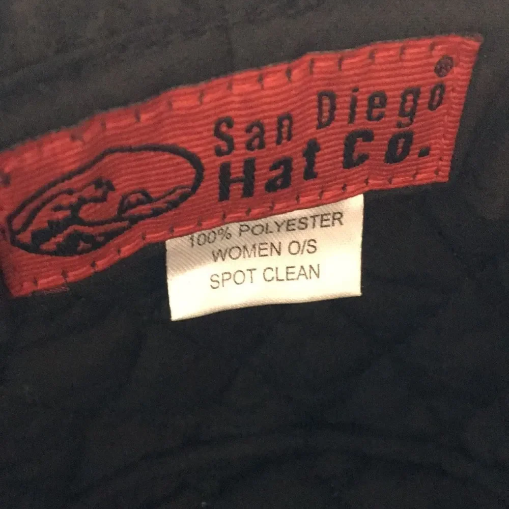 San Diego Hat Company Black Quilted Velour Bucket Hat OSFA